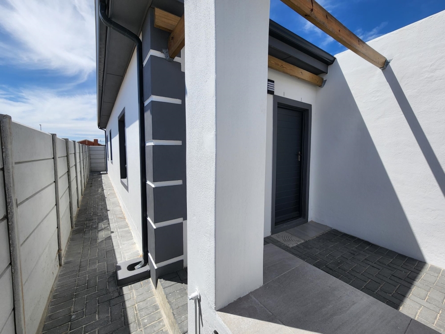 3 Bedroom Property for Sale in Houghton Place Western Cape